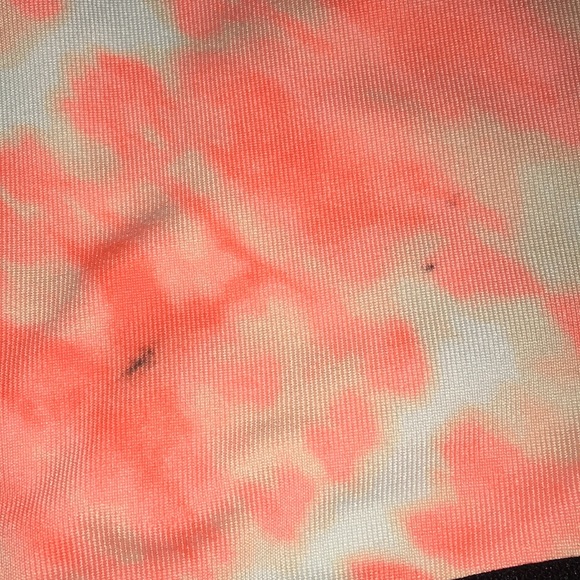 💕Pink Victoria's Secret Sports Bra💕 - Picture 3 of 6